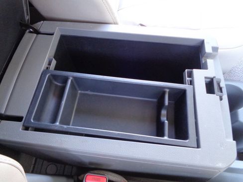 Used 2019 Nissan NV 3500 SL image 54