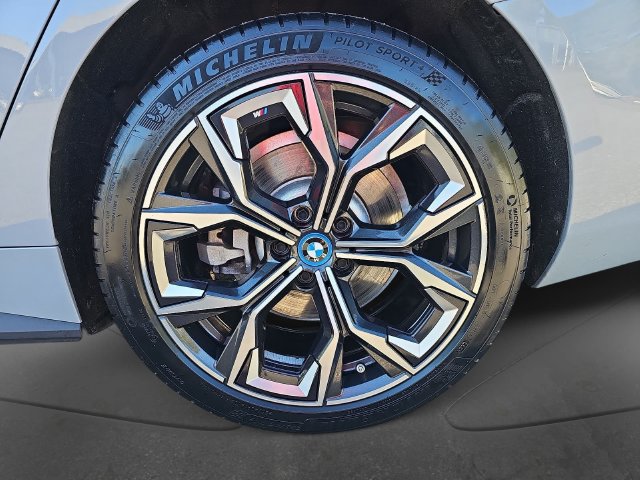 Used 2024 BMW i4 eDrive40 w/ M Sport Package RWD image 34