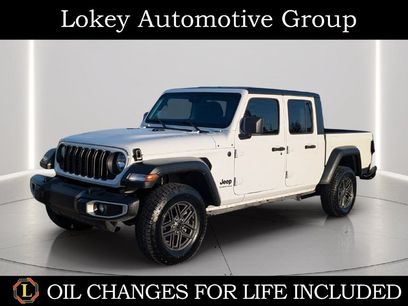 Used 2025 Jeep Gladiator Sport