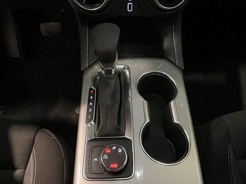 Used 2025 Chevrolet Blazer LT image 33