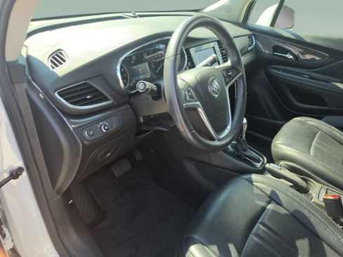 Used 2022 Buick Encore Preferred FWD image 14