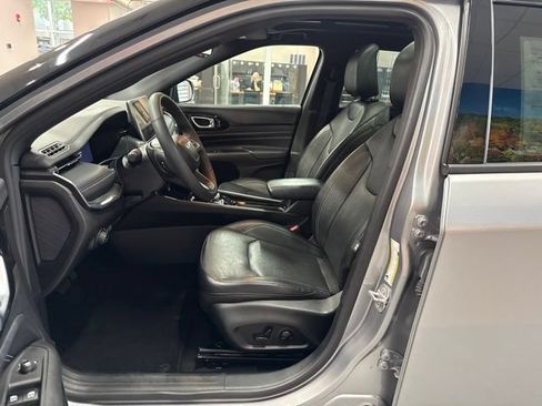 Used 2023 Jeep Compass High Altitude AWD/4WD image 25