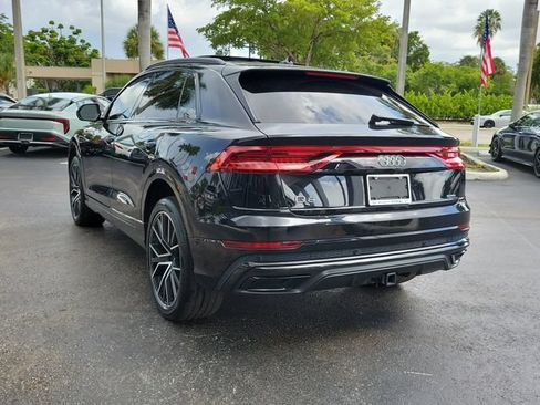 Used 2019 Audi Q8 Prestige AWD/4WD image 6