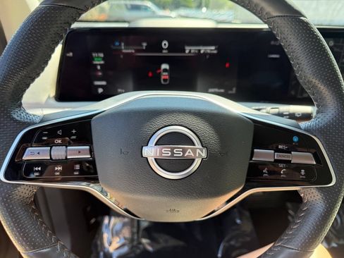Certified 2023 Nissan Ariya FWD image 28