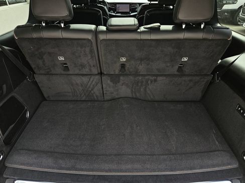 New 2026 Jeep Grand Wagoneer Summit AWD/4WD image 23