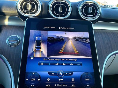 Used 2022 Mercedes-Benz C 300 4MATIC Sedan image 21