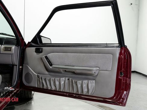 Used 1990 Ford Mustang LX RWD image 90