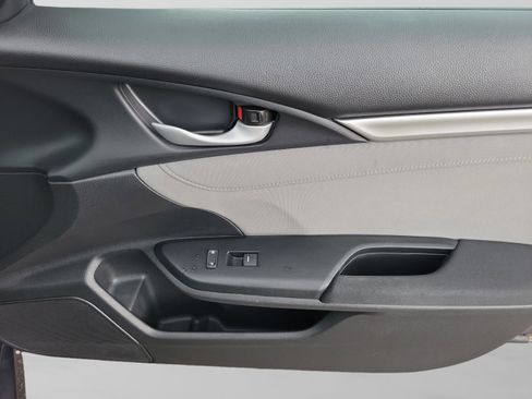 Used 2017 Honda Civic EX image 18