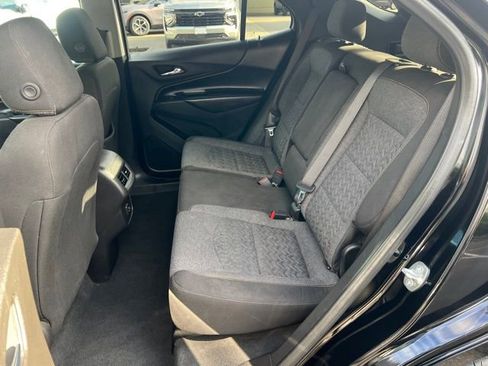 Used 2022 Chevrolet Equinox LT FWD image 12