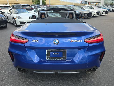 Certified 2024 BMW Z4 M40i w/ Premium Package RWD image 4