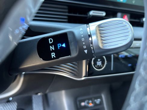 New 2026 Hyundai Ioniq 5 SE image 5