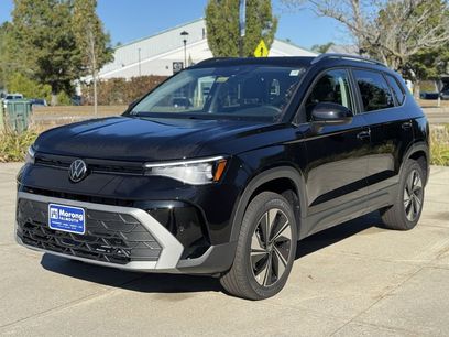 New 2025 Volkswagen Taos SE