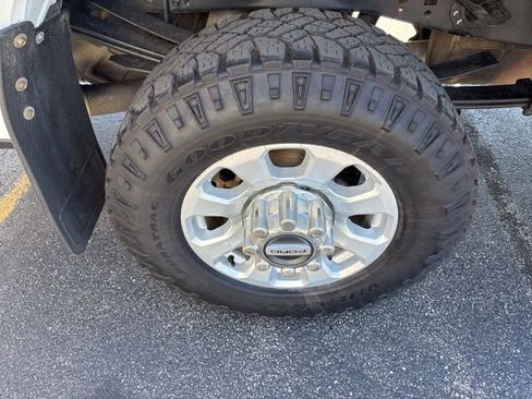 Used 2023 Ford F250 XLT image 29