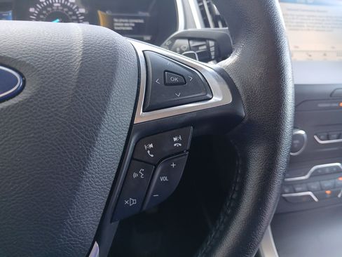 Used 2019 Ford Edge SEL w/ Equipment Group 201A AWD/4WD image 12