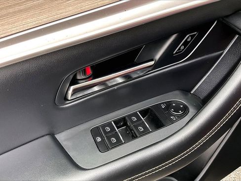 Used 2025 MAZDA CX-70 3.3 Turbo w/ Preferred Package image 41