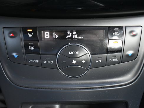 Used 2019 Nissan Sentra SV image 22