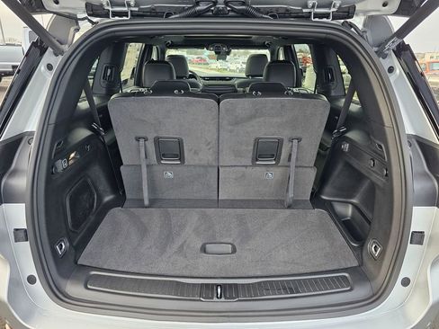 New 2025 Jeep Grand Cherokee L Limited w/ Black Appearance Package image 29