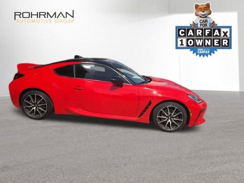 Certified 2022 Toyota GR86 w/ ALL Weather Mat Package (TMS) RWD image 4