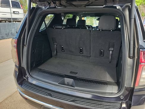 Used 2024 Chevrolet Tahoe LT AWD/4WD image 14