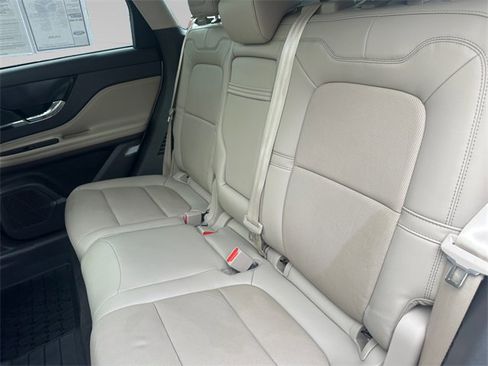 Used 2022 Lincoln Corsair Reserve w/ Equipment Group 201A image 13