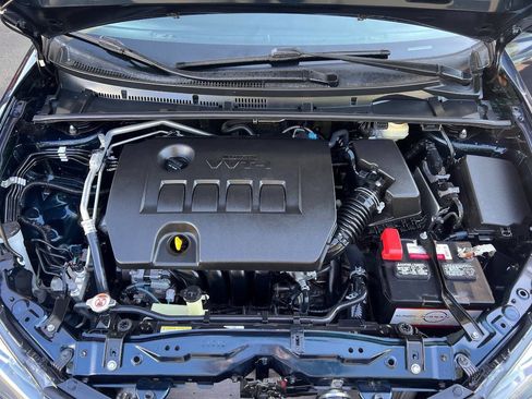 Used 2017 Toyota Corolla SE image 22