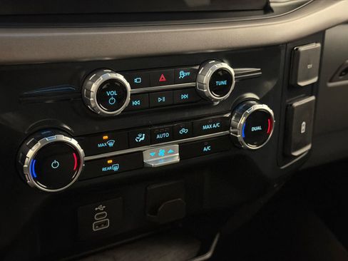 Used 2025 Ford F150 XLT w/ Equipment Group 301A Standard image 26