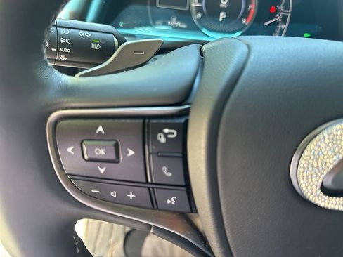 Used 2021 Lexus ES 350 w/ Premium Package FWD image 10