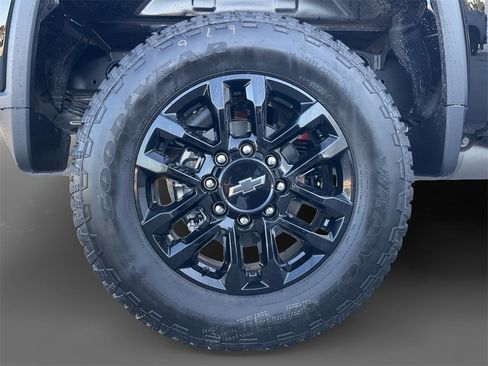 New 2026 Chevrolet Silverado 2500 Custom w/ Custom Value Package image 10