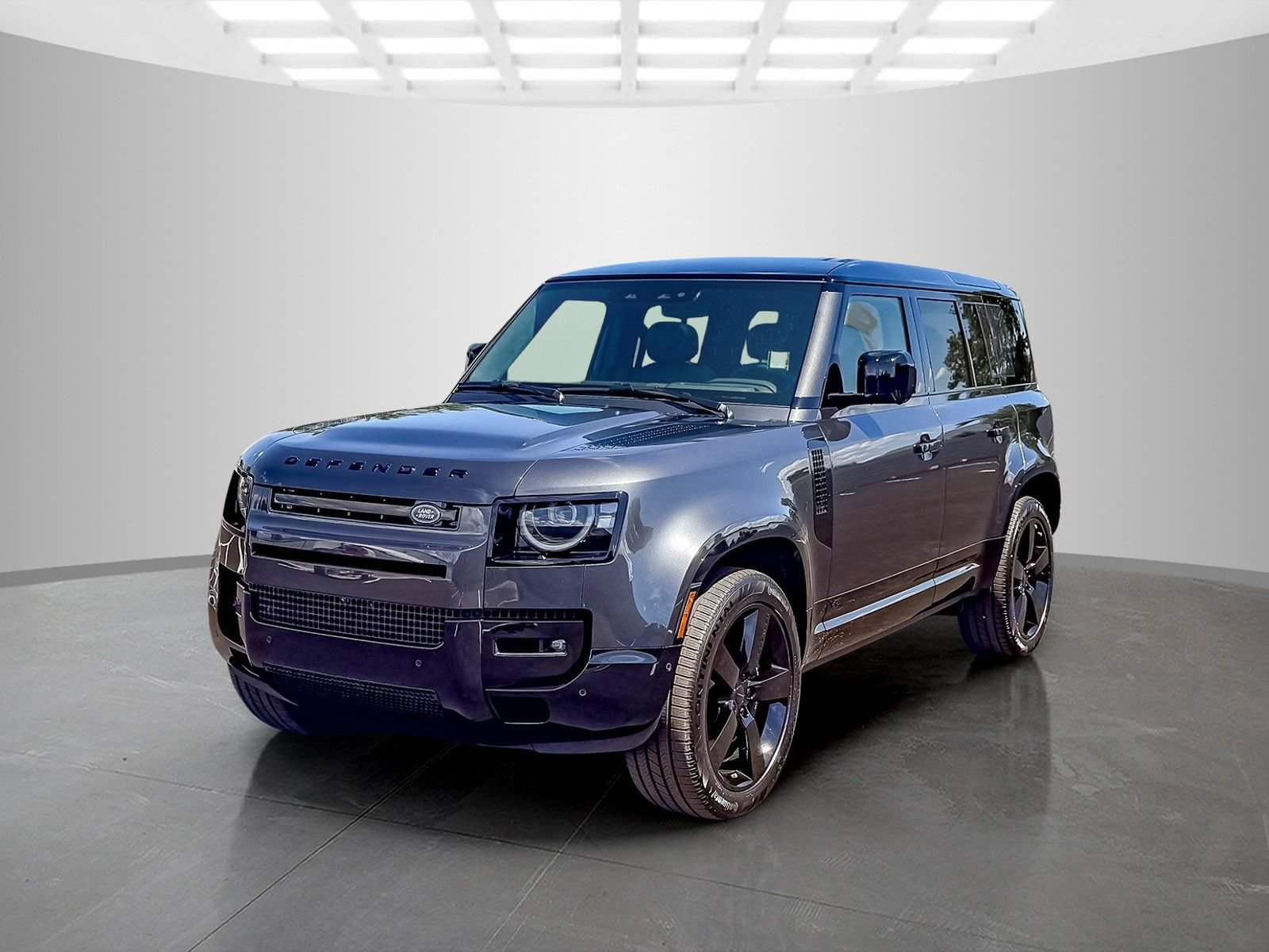 New 2026 Land Rover Defender 110 V8 AWD/4WD image 1