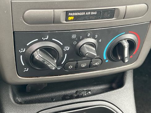 Used 2009 Chevrolet Cobalt LS image 15