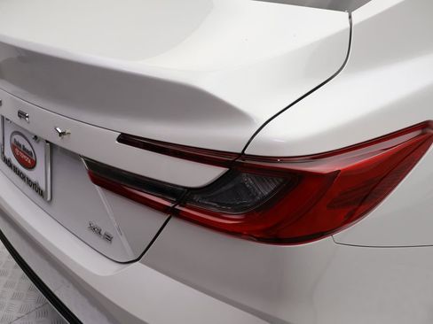 Certified 2025 Toyota Camry XLE FWD image 9