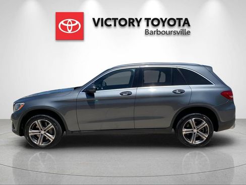 Used 2017 Mercedes-Benz GLC 300 4MATIC image 2