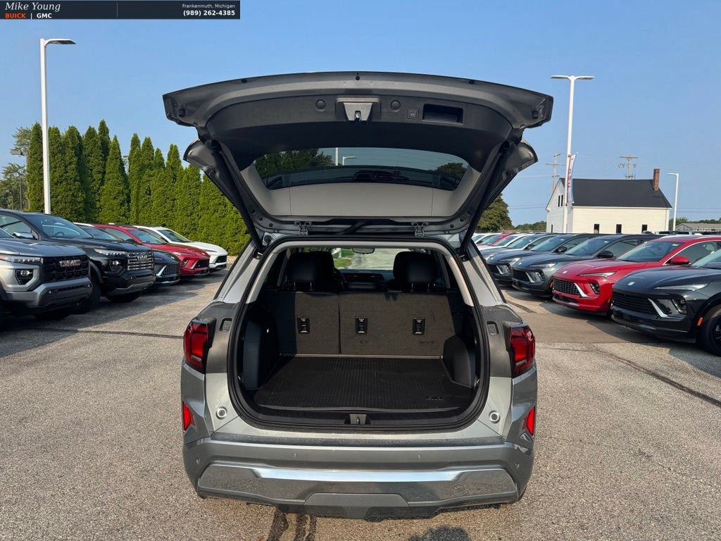New 2027 GMC Terrain Denali w/ LPO, Floor Liner Package AWD/4WD image 5