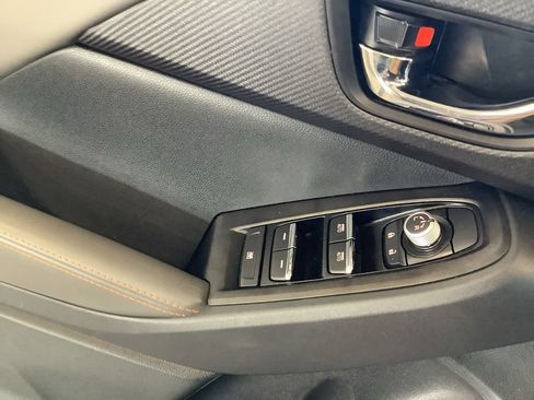 Certified 2025 Subaru Crosstrek 2.5i Limited AWD/4WD image 21