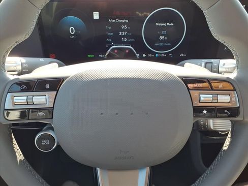 New 2025 Hyundai Ioniq 5 SE image 11