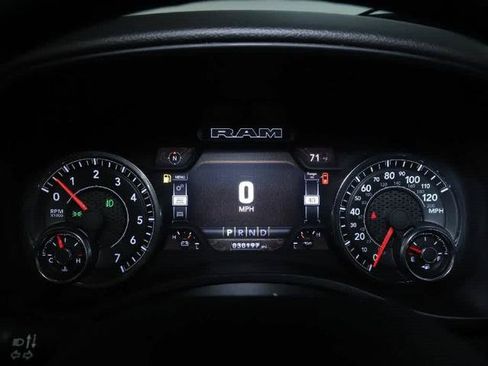 Used 2024 RAM 1500 Big Horn AWD/4WD image 24