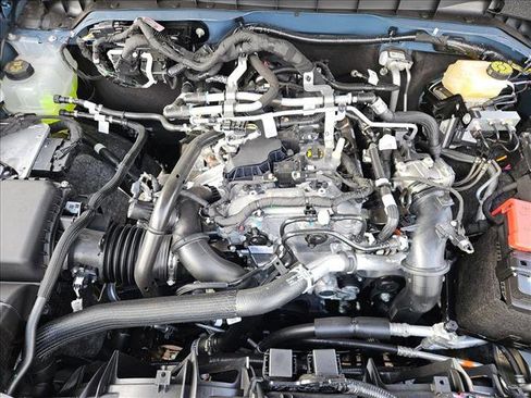 New 2025 Ford Bronco 4-Door image 17