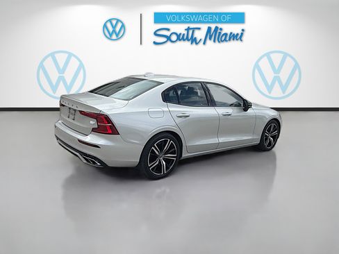 Used 2022 Volvo S60 T8 R-Design Expression w/ Advanced Package AWD/4WD image 7
