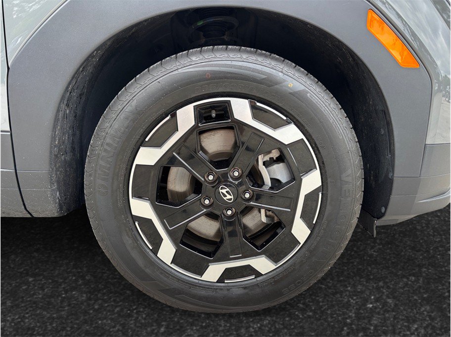 Used 2025 Hyundai Santa Fe SEL FWD image 13