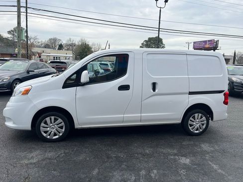 Used 2021 Nissan NV200 SV w/ Back Door Glass Package image 7