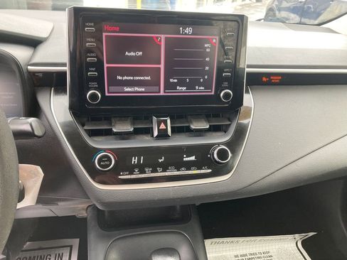 Used 2020 Toyota Corolla LE image 22
