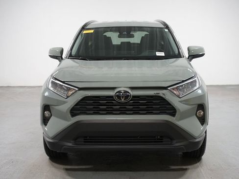 Used 2021 Toyota RAV4 XLE image 2