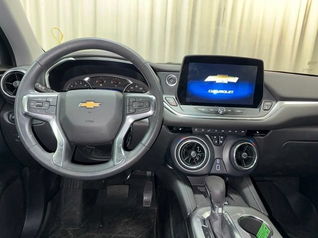 Used 2025 Chevrolet Blazer LT w/ Convenience Package AWD/4WD image 15