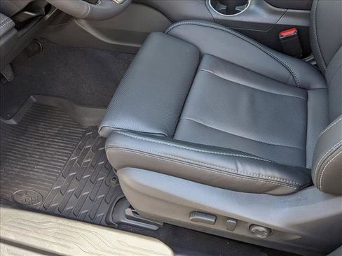 New 2025 Subaru Outback Limited w/ Popular Package #2 image 4