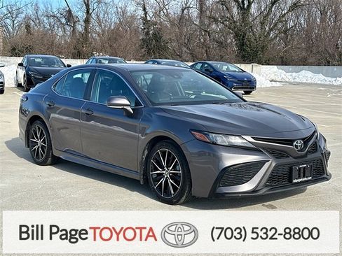 Certified 2021 Toyota Camry SE w/ Cold Weather Package image 1