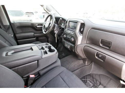 Used 2020 Chevrolet Silverado 1500 Custom w/ Infotainment Package RWD image 27