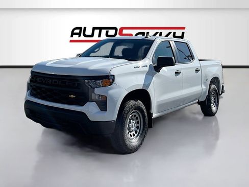 Used 2024 Chevrolet Silverado 1500 W/T w/ WT Value Package AWD/4WD image 3
