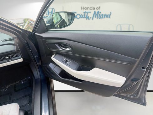 Certified 2023 Honda Accord EX image 32