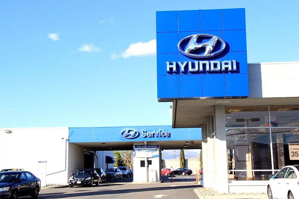 Used 2024 Hyundai Elantra SEL FWD image 37