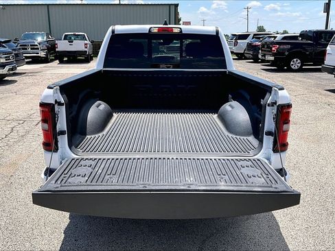 Used 2025 RAM 1500 Big Horn AWD/4WD image 19
